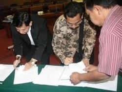 Dua Parpol Dukung MUI Sebagai Lembaga Penjamin Halal