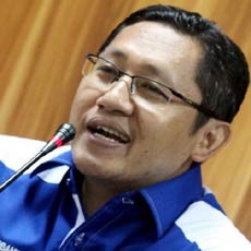 Anas Kucing-kucingan dengan Wartawan di DPR