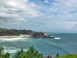 Pantai Klayar, Tanah Lot Ala Pulau Jawa