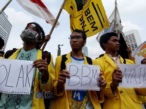 Renegosiasi Kontrak Tambang Lebih Penting