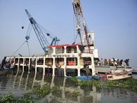 Kapal Feri Tenggelam di Bangladesh, 138 Tewas