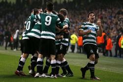 Dengan hasil ini, skor agregat sama kuat 3-3. Namun, Sporting yang berhak lolos karena mencetak lebih banyak gol di kandang lawan. Reuters/Phil Noble.