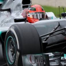 Schumi Masih Kencang, Tercepat di Sesi Kedua