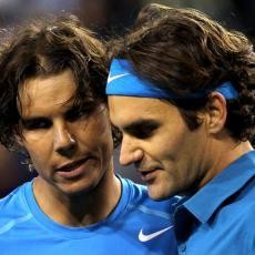 Kalahkan Nadal, Federer ke Final