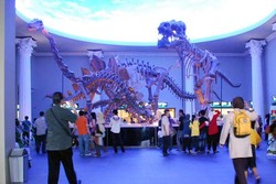 Wow! Ada Tyrannosaurus di Museum Satwa, Malang