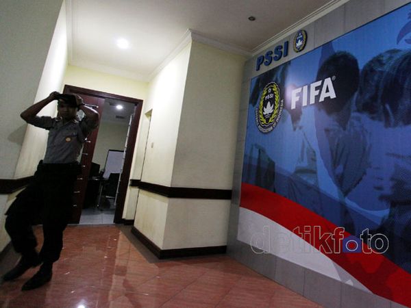 Pasca KLB, Kantor PSSI Dijaga Polisi