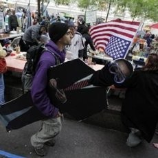 Setengah Tahun Occupy Wall Street, 74 Demonstran Diciduk
