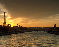 10 Kegiatan Seru Saat Pertama Kali ke Paris