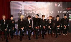 Super Junior Konser di Indonesia Menjadi Trending Topic Dunia