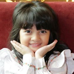 Si Imut Afiqah Perankan Kugy Kecil di Film Perahu Kertas Si Imut Afiqah Perankan Kugy Kecil di Film Perahu Kertas