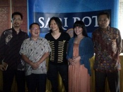 Armand Maulana dan Keluarga, Brand Ambassador Baru Sari Roti