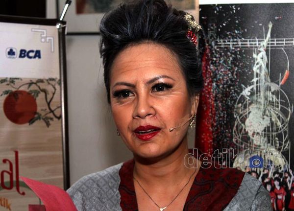 Chintya Lamusu Jadi Nenek
