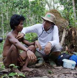 Kris Sang Dokter untuk Orang Rimba