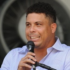 Ronaldo Tertarik Jadi Presiden Federasi Sepakbola Brasil 
