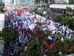 14.000 Personel Gabungan Amankan Demonstrasi Hari Ini