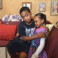 Salut! Bocah 10 Tahun Terobos Kobaran Api Demi Selamatkan Adiknya