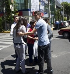 Diguncang Gempa 7,4 SR, Ratusan Rumah di Meksiko Hancur