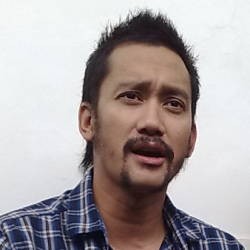 Mengapa Tora Sudiro Minta Mieke Lahirkan Caesar?