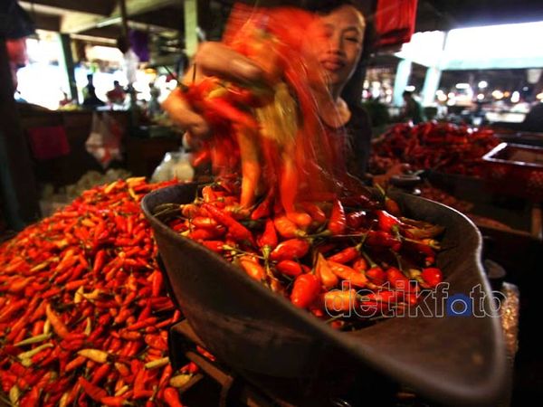 BBM Belum Naik, Harga Cabai Sudah Pedas Duluan