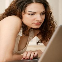 Ssstt... Website Khusus Selingkuh Dibanjiri Para Istri