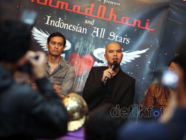 Dhani Wujudkan Mimpi Gelar Konser Reuni