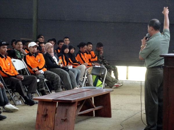 Pembekalan untuk Peserta Ekspedisi Khatulistiwa