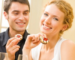 5 Tips Rayakan Ultah Pernikahan Tanpa Harus Berpesta