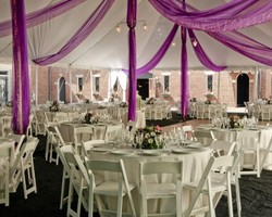 Inspirasi Tema Warna Pesta Pernikahan Sesuai Tren 2012 