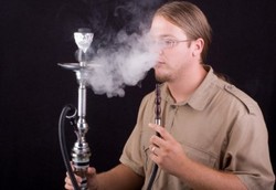 Hisap Shisha Ramai-ramai, Risikonya Bisa Tertular TBC