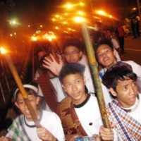 Peringati BLA dengan Pawai Obor dan Nyawang Bandung