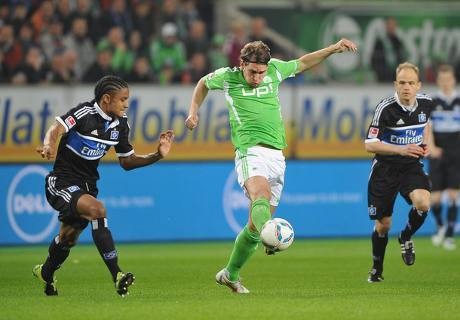 Wolfsburg Bekuk Hamburg 2-1