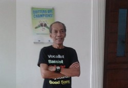 Donny Fatah Berhasil Ajak 1.800 Fans God Bless Berhenti Merokok