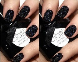 Tren Terbaru, Cat Kuku Berhias Caviar