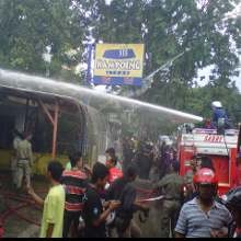 Pengunjung Kampoeng Steak Semburat Saat Kebakaran Terjadi