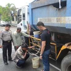 Curi Solar Milik Truk Sampah, 2 Pegawai DKP Dibui 