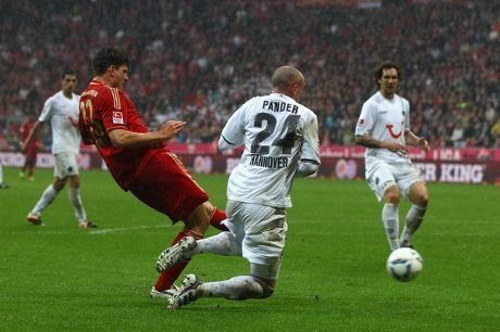 Bayern Pangkas Jarak dengan Dortmund