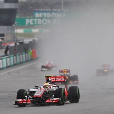 Balapan Sementara Terhenti di Lap Kesembilan