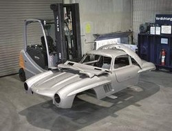 Mercy Mutilasi Mobil Palsu