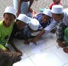 Wow! Adu Balap Tomcat di Kenjeran