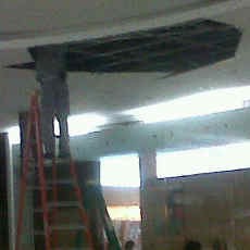 Atap Ciputra World Surabaya Ambrol