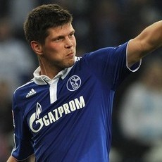 Huntelaar Tunda Pembicaraan Kontrak Baru dengan Schalke