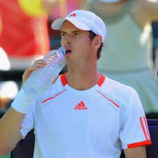 Murray ke 16 Besar Tanpa Berkeringat