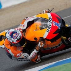 Stoner Tercepat Usai Kalahkan Lorenzo