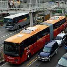 Imbas Demo BBM, Bus TransJ Koridor IX Masuk Tol