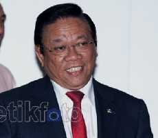  Agung: Seluruh Partai Koalisi Sepakat BBM Naik