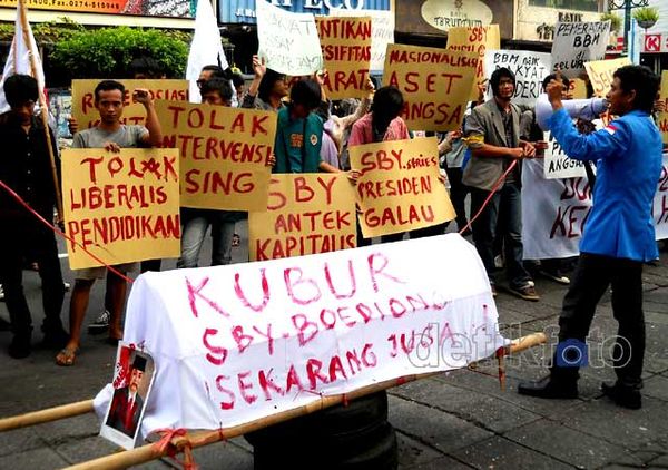 Demo Tolak Kenaikan BBM Juga Terjadi di Yogya