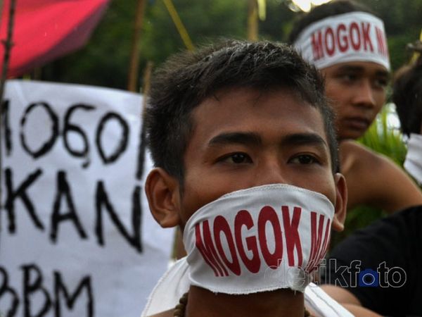 Tolak BBM Naik, 15 Mahasiswa Mogok Makan