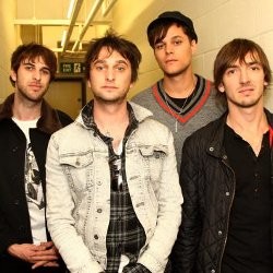 11 Tahun Bermusik, Jet Bubar