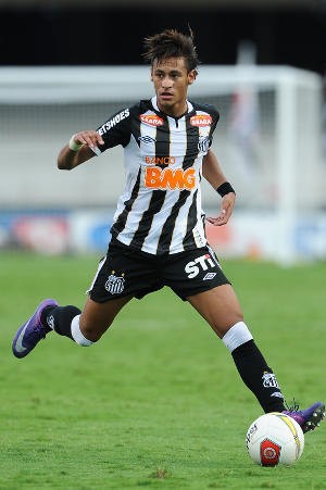 Kapan Hijrah ke Eropa, Neymar?