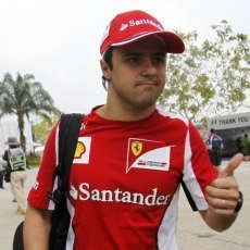 Ferrari Tetap Dukung Massa